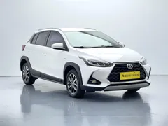 2022 Toyota Yaris L Zhixuan X 1.5L CVT Luxury Plus, белый — фото 3