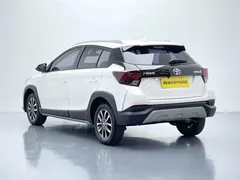 2022 Toyota Yaris L Zhixuan X 1.5L CVT Luxury Plus, белый — фото 5