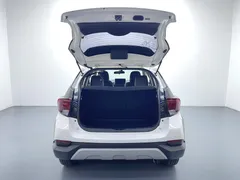 2022 Toyota Yaris L Zhixuan X 1.5L CVT Luxury Plus, белый — фото 15