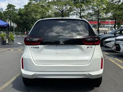 2021 Honda Fit 1.5L CVT, белый — фото 4