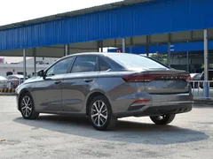 2022 Geely Emgrand 4th Gen 1.5L CVT Premium — фото 12