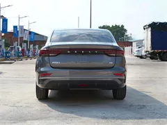 2022 Geely Emgrand 4th Gen 1.5L CVT Premium — фото 13