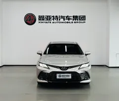 2021 Toyota Camry 2.0G Luxury — фото 2