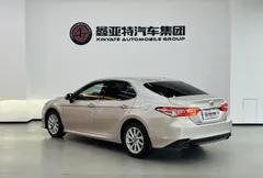 2021 Toyota Camry 2.0G Luxury — фото 4