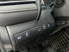 2021 Toyota Camry 2.0G Luxury — фото 6