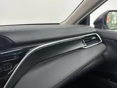 2021 Toyota Camry 2.0G Luxury — фото 11