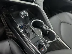 2021 Toyota Camry 2.0G Luxury — фото 13
