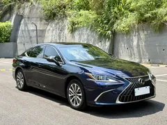 2022 Lexus ES 200 Excellence, синий — фото 3