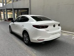 2021 Mazda Mazda3 2.0L AT, белый — фото 9