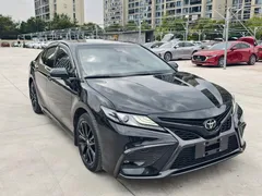 2023 Toyota Camry 2.5S Fashion, чёрный — фото 3
