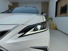 2022 Lexus ES 200 Excellence, белый — фото 7