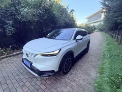 2023 Honda Vezel 1.5L CVT Tech, белый — фото 1