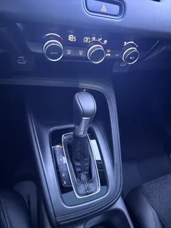 2023 Honda Vezel 1.5L CVT Tech, белый — фото 16