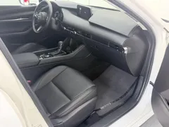 2023 Mazda Mazda3 2.0L AT, белый — фото 13
