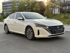 2022 Nissan Teana 2.0L XL-TLS, белый — фото 3