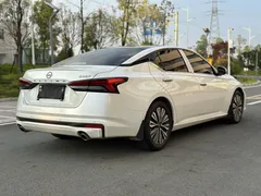 2022 Nissan Teana 2.0L XL-TLS, белый — фото 4