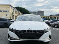 2022 Hyundai Elantra 1.5L CVT LUX Premium, белый — фото 2