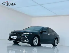 2023 Toyota Camry 2.0G Luxury, чёрный — фото 1