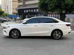 2022 Geely Emgrand 4th Gen 1.5L CVT Premium, белый — фото 12