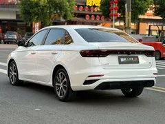2022 Geely Emgrand 4th Gen 1.5L CVT Premium, белый — фото 15