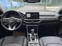 2021 Kia Cerato 1.5L IVT Fashion, белый — фото 5