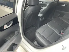 2021 Kia Cerato 1.5L IVT Fashion, белый — фото 6