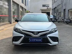 2021 Toyota Camry 2.0S Fashion, белый — фото 2