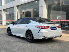 2021 Toyota Camry 2.0S Fashion, белый — фото 8