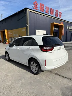 2021 Honda Fit 1.5L CVT, белый — фото 5