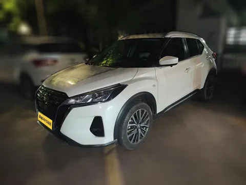 2022 Nissan Kicks 1.5L XL CVT Fashion