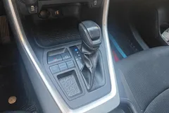 2023 Toyota RAV4 2.0L CVT 2WD, белый — фото 14