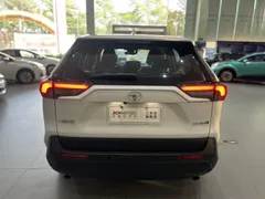 2022 Toyota RAV4 2.0L CVT 2WD Urban, белый — фото 15
