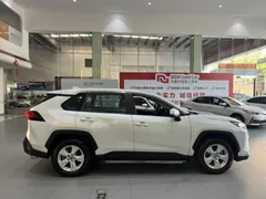 2022 Toyota RAV4 2.0L CVT 2WD Urban, белый — фото 19