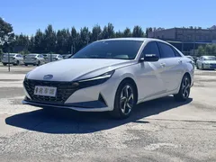 2022 Hyundai Elantra 1.5L CVT LUX Premium, белый — фото 1