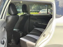 2022 Toyota Yaris L Zhixuan 1.5L CVT Leading Plus, белый — фото 8