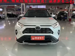 2021 Toyota RAV4 2.0L CVT 4WD Premium, белый — фото 2