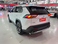 2021 Toyota RAV4 2.0L CVT 4WD Premium, белый — фото 8