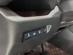 2021 Toyota RAV4 2.0L CVT 4WD Premium, белый — фото 18