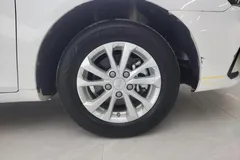 2021 Geely Emgrand UP 1.5L CVT Comfort, белый — фото 5