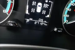 2021 Geely Emgrand UP 1.5L CVT Comfort, белый — фото 17
