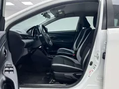 2022 Toyota Yaris L Zhixuan X 1.5L CVT Leading Plus, белый — фото 6