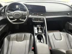 2023 Hyundai Elantra 1.5L CVT LUX Premium, белый — фото 3