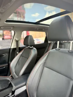 2023 Kia Seltos 1.5L IVT Luxury, белый — фото 18