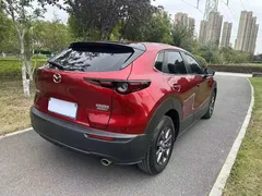 2022 Mazda CX-30 2.0L AT, красный — фото 4