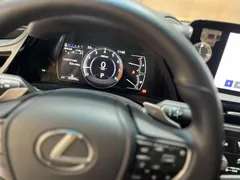 2022 Lexus ES 200 Excellence — фото 12