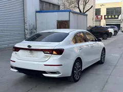 2021 Kia Cerato 1.5L IVT Luxury, белый — фото 9