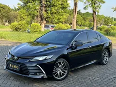 2021 Toyota Camry 2.5G Luxury, чёрный — фото 1