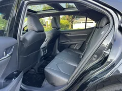 2021 Toyota Camry 2.5G Luxury, чёрный — фото 6