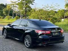 2021 Toyota Camry 2.5G Luxury, чёрный — фото 9