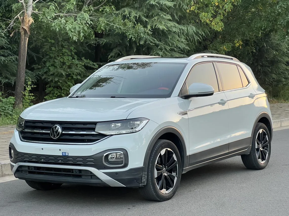 2021 Volkswagen Tacqua 1.5L AT